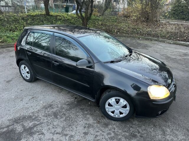 Черный Фольксваген Гольф, объемом двигателя 1.6 л и пробегом 329 тыс. км за 4300 $, фото 2 на Automoto.ua