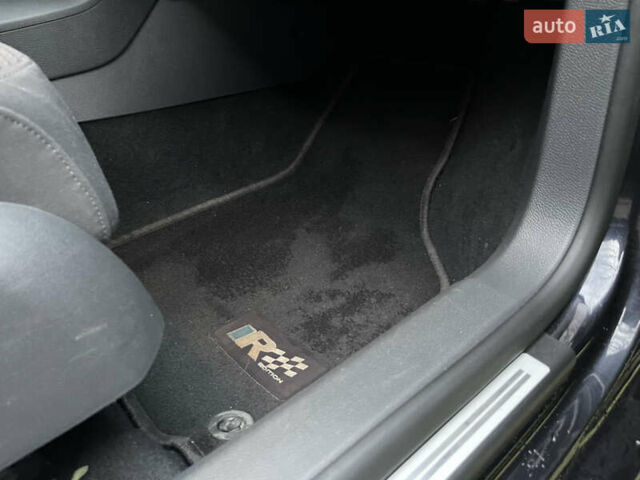 Чорний Фольксваген Гольф, об'ємом двигуна 1.4 л та пробігом 170 тис. км за 6250 $, фото 34 на Automoto.ua