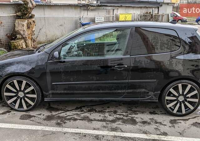 Черный Фольксваген Гольф, объемом двигателя 1.4 л и пробегом 230 тыс. км за 6500 $, фото 11 на Automoto.ua