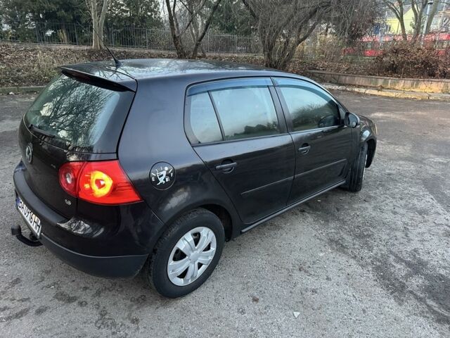 Черный Фольксваген Гольф, объемом двигателя 1.6 л и пробегом 329 тыс. км за 4300 $, фото 3 на Automoto.ua