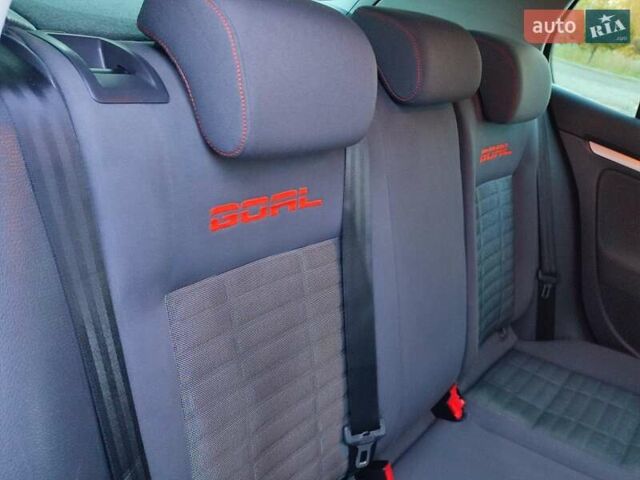 Чорний Фольксваген Гольф, об'ємом двигуна 1.6 л та пробігом 212 тис. км за 6750 $, фото 61 на Automoto.ua