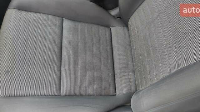 Черный Фольксваген Гольф, объемом двигателя 1.6 л и пробегом 207 тыс. км за 6200 $, фото 48 на Automoto.ua