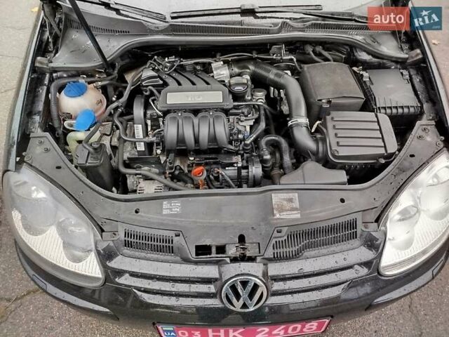 Черный Фольксваген Гольф, объемом двигателя 1.6 л и пробегом 205 тыс. км за 6200 $, фото 4 на Automoto.ua