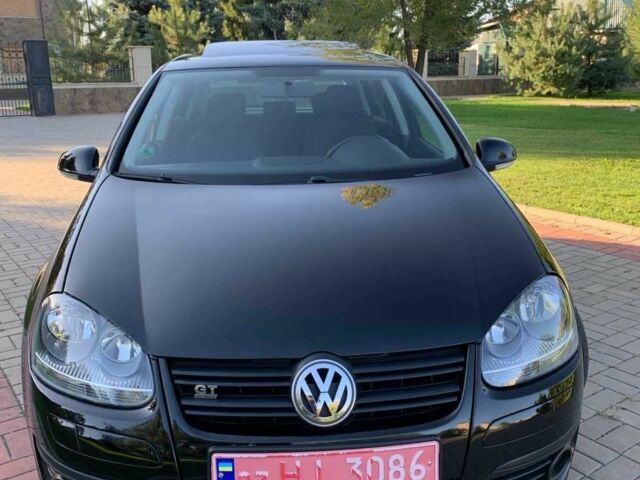 Черный Фольксваген Гольф, объемом двигателя 1.4 л и пробегом 189 тыс. км за 6500 $, фото 2 на Automoto.ua