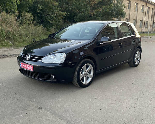 Черный Фольксваген Гольф, объемом двигателя 1.6 л и пробегом 185 тыс. км за 6600 $, фото 1 на Automoto.ua