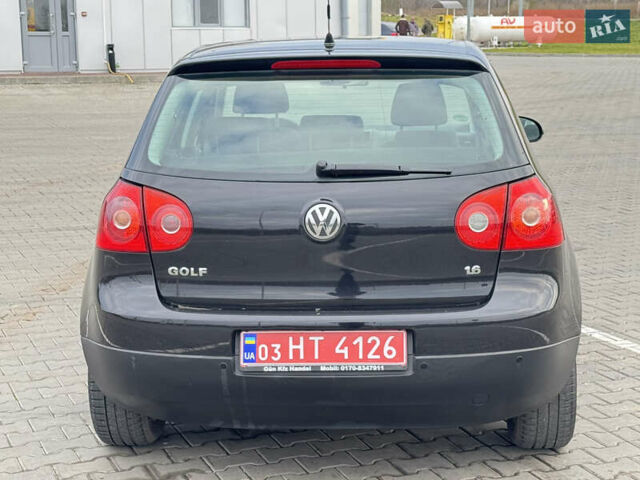 Черный Фольксваген Гольф, объемом двигателя 1.6 л и пробегом 218 тыс. км за 5900 $, фото 9 на Automoto.ua