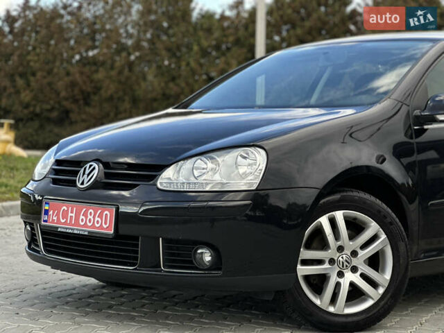 Черный Фольксваген Гольф, объемом двигателя 1.4 л и пробегом 191 тыс. км за 5590 $, фото 40 на Automoto.ua