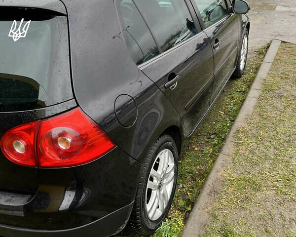 Черный Фольксваген Гольф, объемом двигателя 1.97 л и пробегом 292 тыс. км за 6950 $, фото 1 на Automoto.ua