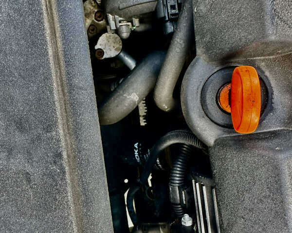 Чорний Фольксваген Гольф, об'ємом двигуна 1.6 л та пробігом 205 тис. км за 6200 $, фото 39 на Automoto.ua
