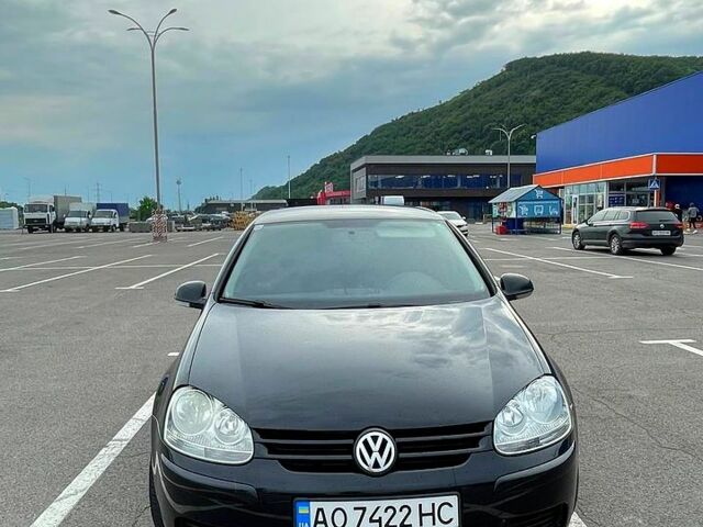 Черный Фольксваген Гольф, объемом двигателя 1.4 л и пробегом 345 тыс. км за 6000 $, фото 3 на Automoto.ua