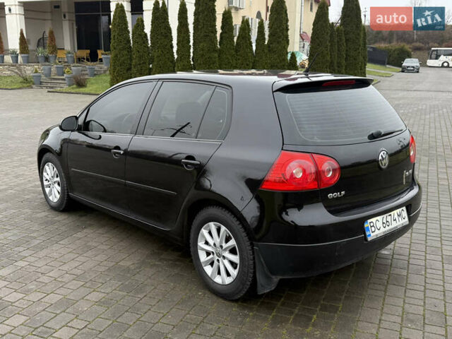 Черный Фольксваген Гольф, объемом двигателя 1.6 л и пробегом 173 тыс. км за 7000 $, фото 6 на Automoto.ua