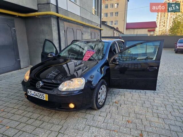 Черный Фольксваген Гольф, объемом двигателя 1.6 л и пробегом 255 тыс. км за 5950 $, фото 23 на Automoto.ua
