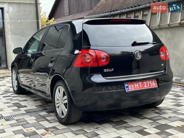 Черный Фольксваген Гольф, объемом двигателя 1.6 л и пробегом 196 тыс. км за 6200 $, фото 15 на Automoto.ua