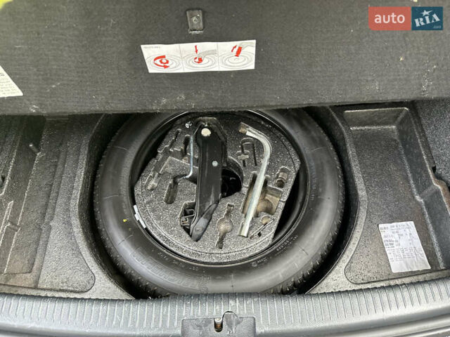 Чорний Фольксваген Гольф, об'ємом двигуна 1.6 л та пробігом 187 тис. км за 6300 $, фото 27 на Automoto.ua