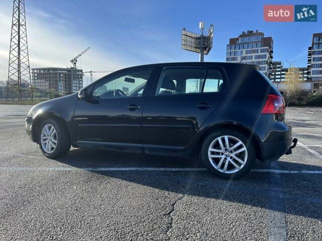 Черный Фольксваген Гольф, объемом двигателя 1.6 л и пробегом 195 тыс. км за 6000 $, фото 5 на Automoto.ua