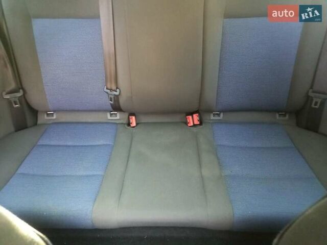 Черный Фольксваген Гольф, объемом двигателя 1.9 л и пробегом 257 тыс. км за 6650 $, фото 31 на Automoto.ua