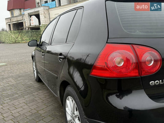 Черный Фольксваген Гольф, объемом двигателя 1.6 л и пробегом 173 тыс. км за 7000 $, фото 17 на Automoto.ua