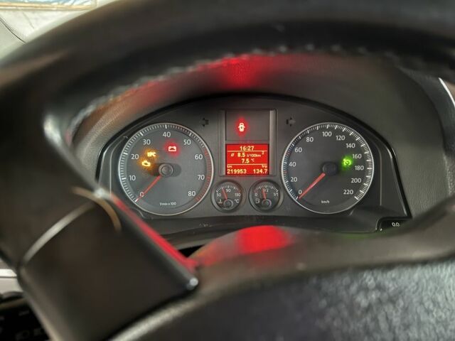 Фольксваген Гольф 2007 у Шостке на Automoto.ua Чорний Фольксваген Гольф, об'ємом двигуна 1.4 л та пробігом 220 тис. км за 5200 $, фото 9 на Automoto.ua