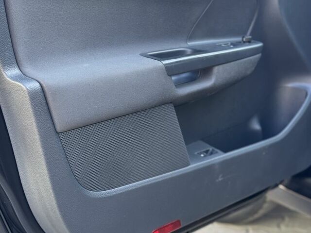 Черный Фольксваген Гольф, объемом двигателя 1.6 л и пробегом 260 тыс. км за 6100 $, фото 10 на Automoto.ua