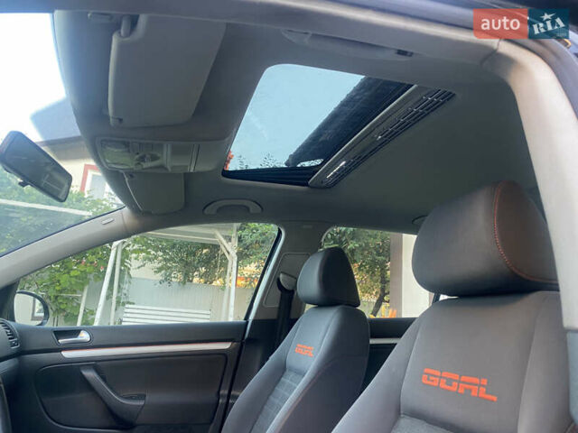 Чорний Фольксваген Гольф, об'ємом двигуна 1.6 л та пробігом 222 тис. км за 6850 $, фото 15 на Automoto.ua