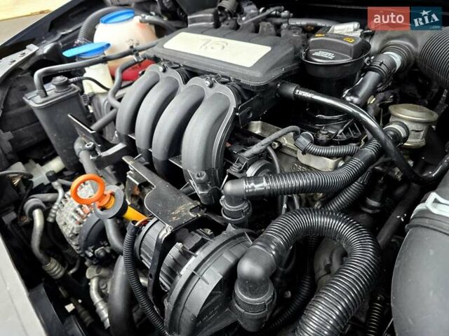 Чорний Фольксваген Гольф, об'ємом двигуна 1.6 л та пробігом 230 тис. км за 6450 $, фото 147 на Automoto.ua