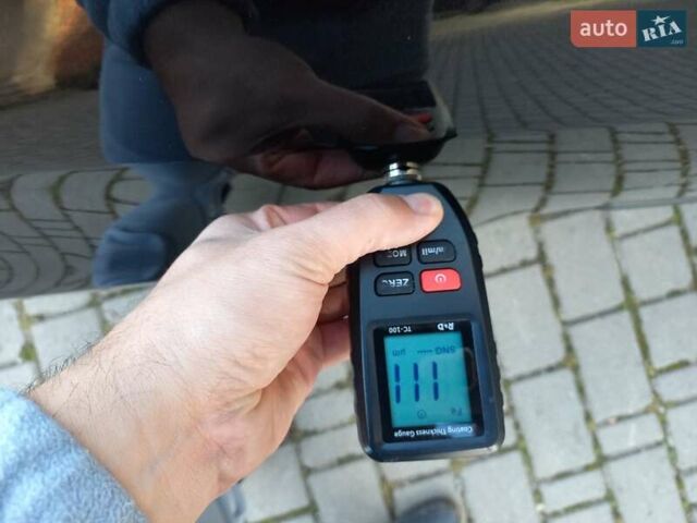 Черный Фольксваген Гольф, объемом двигателя 1.6 л и пробегом 200 тыс. км за 5650 $, фото 36 на Automoto.ua