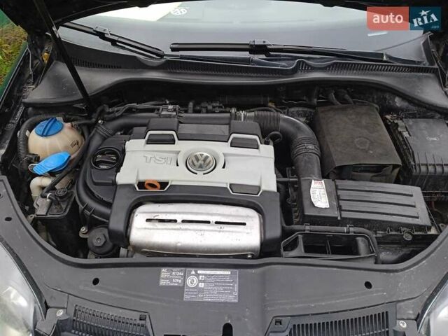 Фольксваген Гольф 2007 в Хмельницком на Automoto.ua Черный Фольксваген Гольф, объемом двигателя 1.39 л и пробегом 156 тыс. км за 6900 $, фото 1 на Automoto.ua