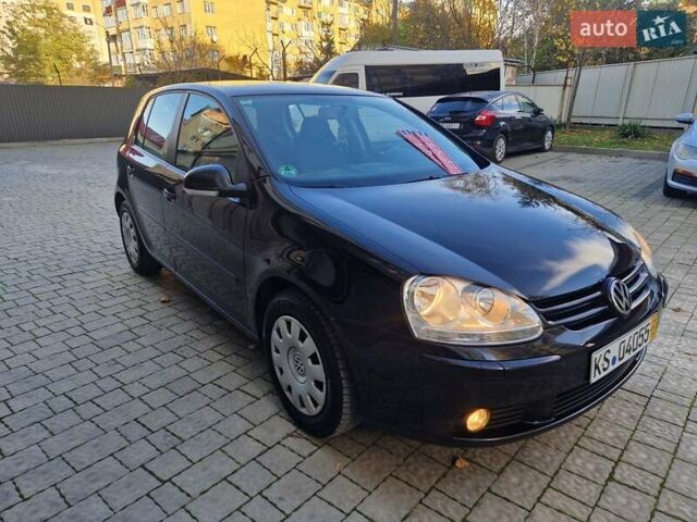 Черный Фольксваген Гольф, объемом двигателя 1.6 л и пробегом 255 тыс. км за 5950 $, фото 27 на Automoto.ua