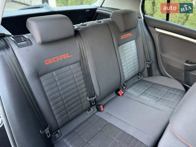 Черный Фольксваген Гольф, объемом двигателя 0 л и пробегом 269 тыс. км за 5500 $, фото 20 на Automoto.ua