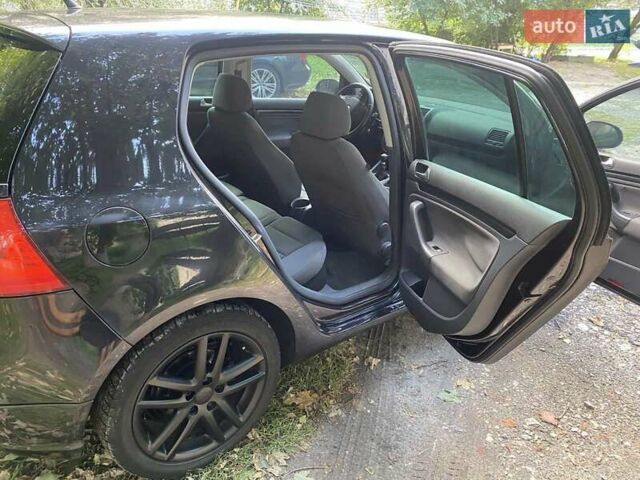 Чорний Фольксваген Гольф, об'ємом двигуна 1.6 л та пробігом 211 тис. км за 6250 $, фото 2 на Automoto.ua