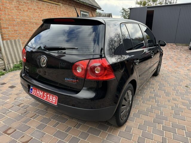 Черный Фольксваген Гольф, объемом двигателя 1.4 л и пробегом 246 тыс. км за 5600 $, фото 6 на Automoto.ua