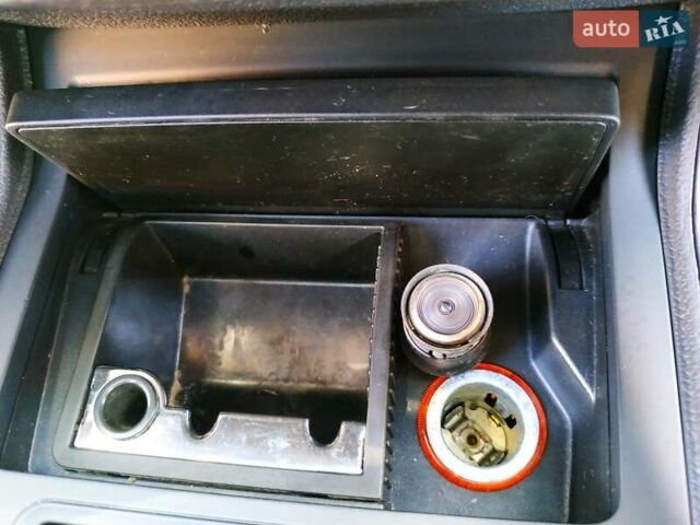 Черный Фольксваген Гольф, объемом двигателя 0 л и пробегом 206 тыс. км за 6400 $, фото 20 на Automoto.ua