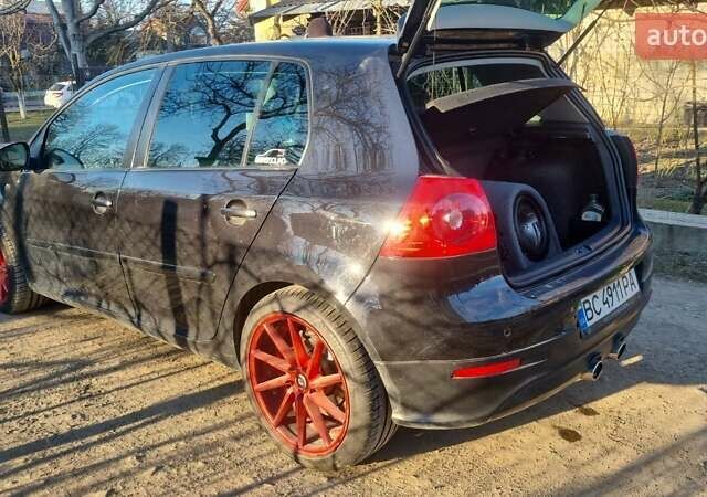 Черный Фольксваген Гольф, объемом двигателя 1.4 л и пробегом 227 тыс. км за 6600 $, фото 7 на Automoto.ua