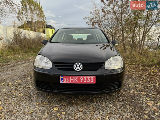 Черный Фольксваген Гольф, объемом двигателя 1.6 л и пробегом 235 тыс. км за 5799 $, фото 7 на Automoto.ua