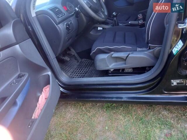 Черный Фольксваген Гольф, объемом двигателя 1.9 л и пробегом 257 тыс. км за 6650 $, фото 29 на Automoto.ua