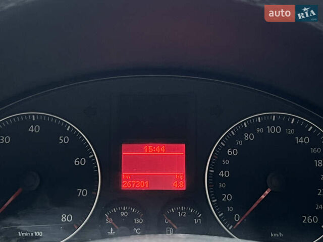 Чорний Фольксваген Гольф, об'ємом двигуна 1.6 л та пробігом 270 тис. км за 6800 $, фото 40 на Automoto.ua
