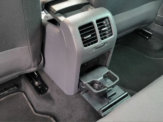 Черный Фольксваген Гольф, объемом двигателя 1.6 л и пробегом 237 тыс. км за 6350 $, фото 10 на Automoto.ua