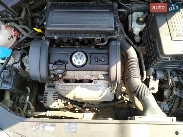 Черный Фольксваген Гольф, объемом двигателя 0 л и пробегом 206 тыс. км за 6400 $, фото 48 на Automoto.ua
