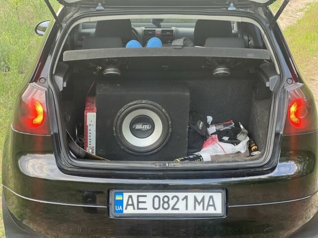 Чорний Фольксваген Гольф, об'ємом двигуна 1.4 л та пробігом 220 тис. км за 4700 $, фото 7 на Automoto.ua