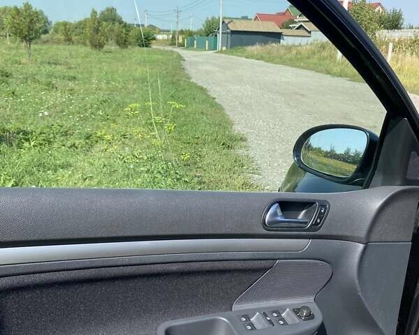 Черный Фольксваген Гольф, объемом двигателя 1.6 л и пробегом 230 тыс. км за 5700 $, фото 8 на Automoto.ua