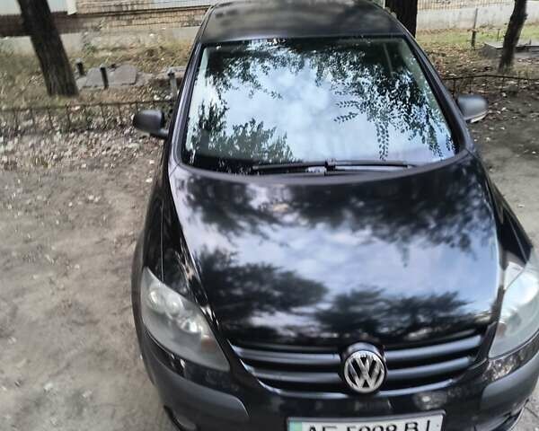 Черный Фольксваген Гольф, объемом двигателя 1.6 л и пробегом 197 тыс. км за 6700 $, фото 9 на Automoto.ua