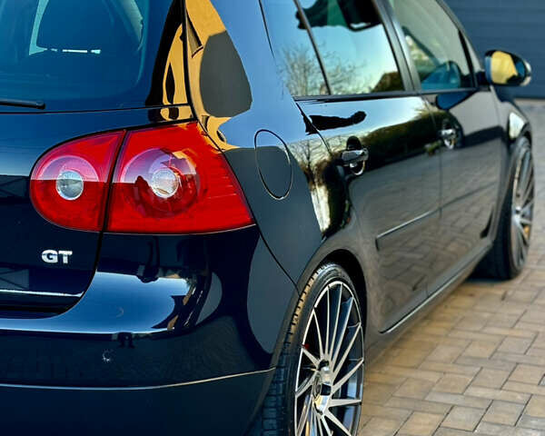 Черный Фольксваген Гольф, объемом двигателя 1.4 л и пробегом 171 тыс. км за 7500 $, фото 11 на Automoto.ua