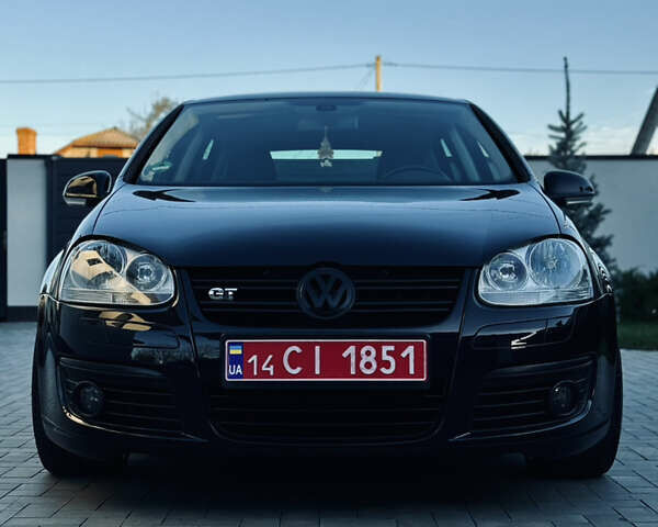 Черный Фольксваген Гольф, объемом двигателя 1.4 л и пробегом 171 тыс. км за 7500 $, фото 1 на Automoto.ua