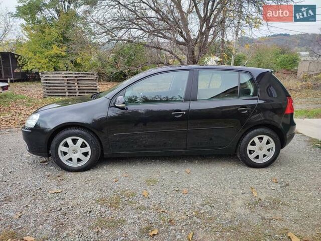 Фольксваген Гольф 2007 у Ямпіль на Automoto.ua Чорний Фольксваген Гольф, об'ємом двигуна 1.6 л та пробігом 189 тис. км за 6199 $, фото 5 на Automoto.ua