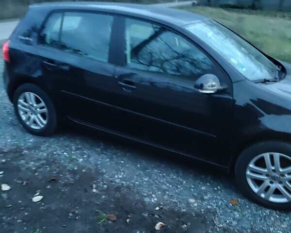 Чорний Фольксваген Гольф, об'ємом двигуна 1.6 л та пробігом 202 тис. км за 6650 $, фото 2 на Automoto.ua