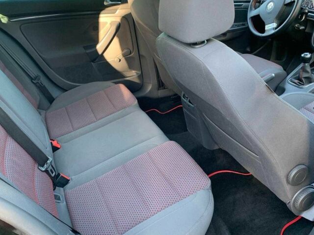 Черный Фольксваген Гольф, объемом двигателя 1.4 л и пробегом 189 тыс. км за 6500 $, фото 13 на Automoto.ua