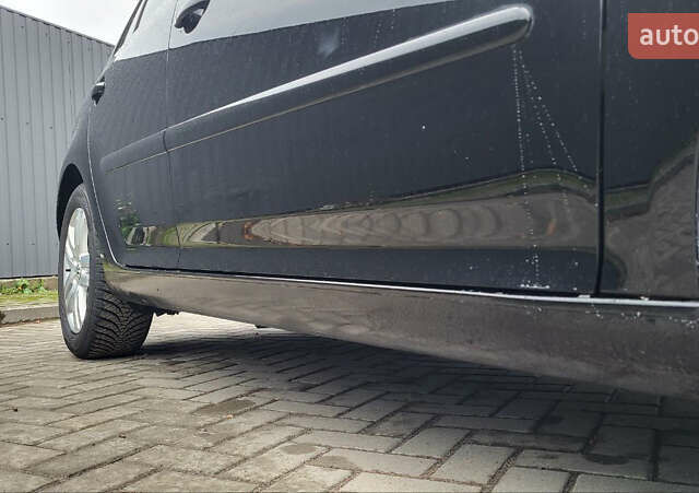 Черный Фольксваген Гольф, объемом двигателя 1.6 л и пробегом 237 тыс. км за 6500 $, фото 19 на Automoto.ua