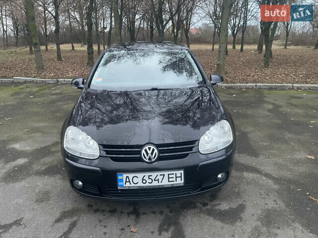 Черный Фольксваген Гольф, объемом двигателя 1.9 л и пробегом 280 тыс. км за 6900 $, фото 1 на Automoto.ua