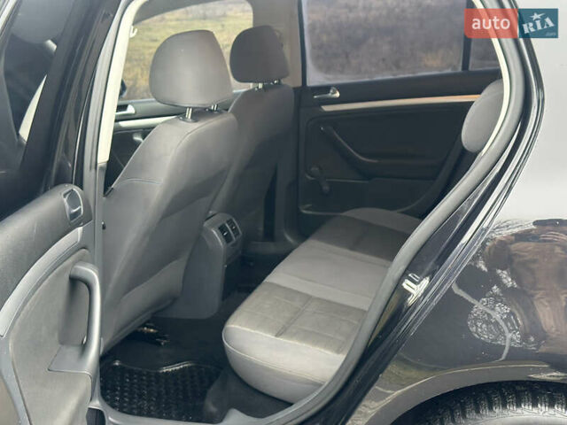 Чорний Фольксваген Гольф, об'ємом двигуна 1.6 л та пробігом 251 тис. км за 6299 $, фото 17 на Automoto.ua