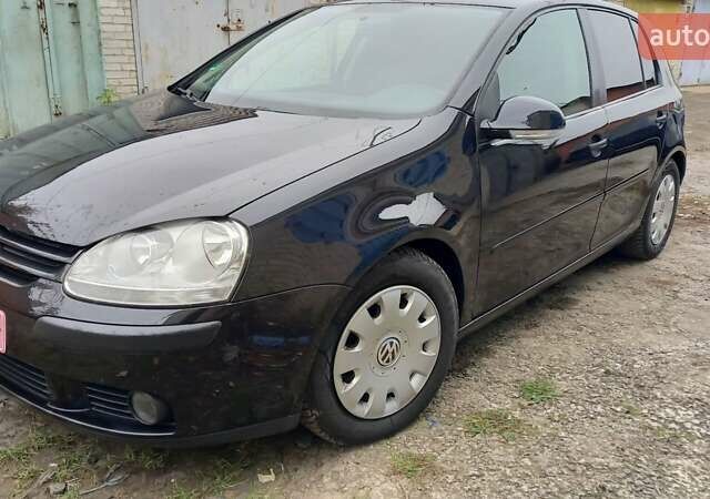 Черный Фольксваген Гольф, объемом двигателя 1.6 л и пробегом 246 тыс. км за 5099 $, фото 3 на Automoto.ua